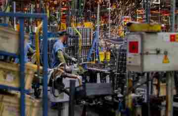  Paraná tem maior crescimento industrial do Brasil em março, 5 vezes acima da média nacional